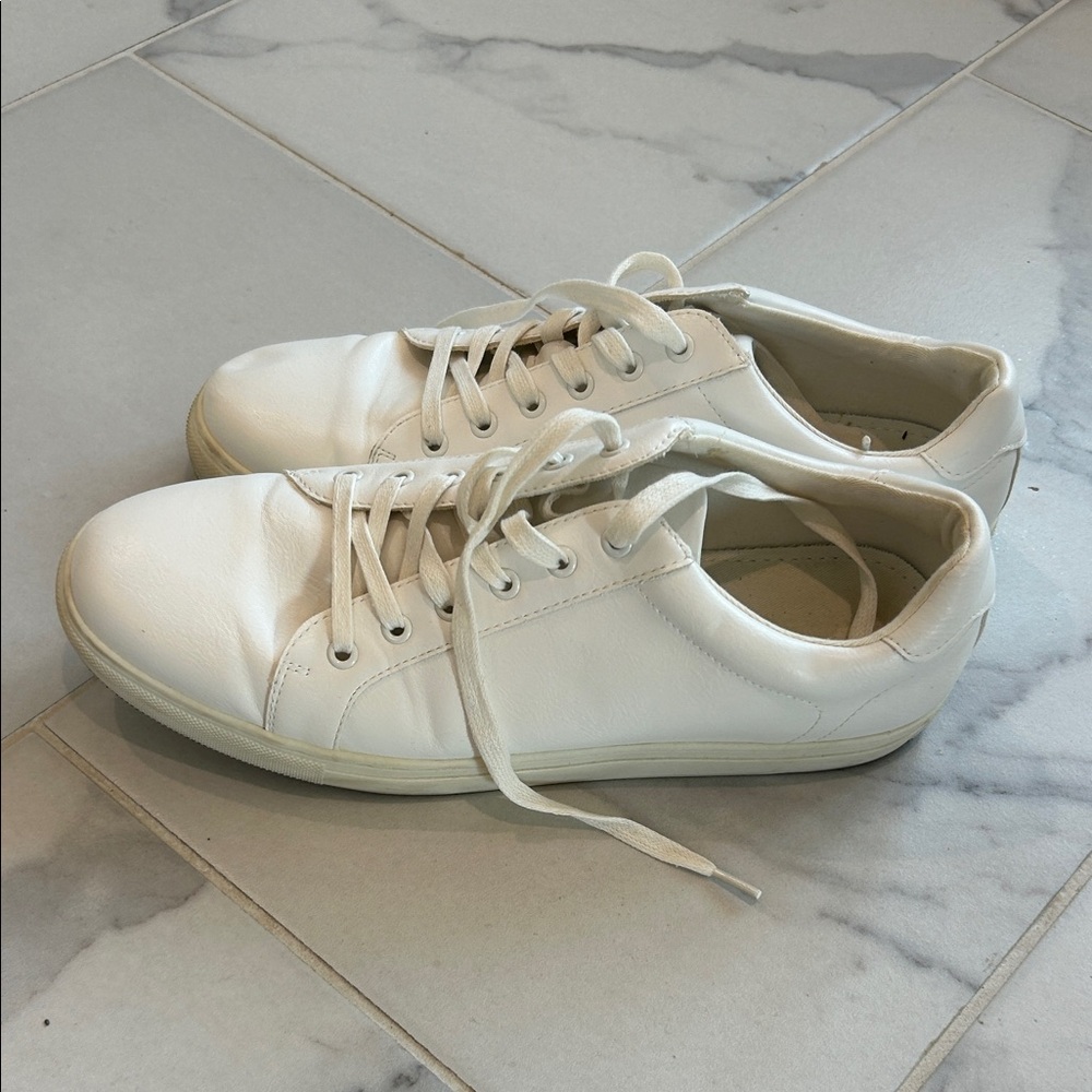 Banana Republic White Sneakers